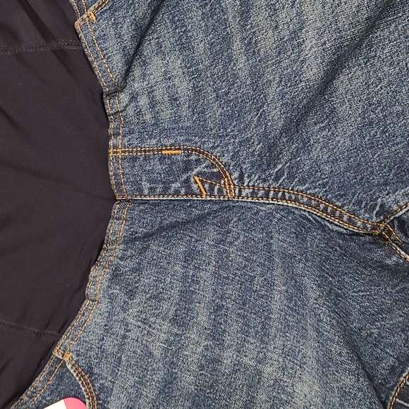 Maternity Shorts - Picture 2 of 5